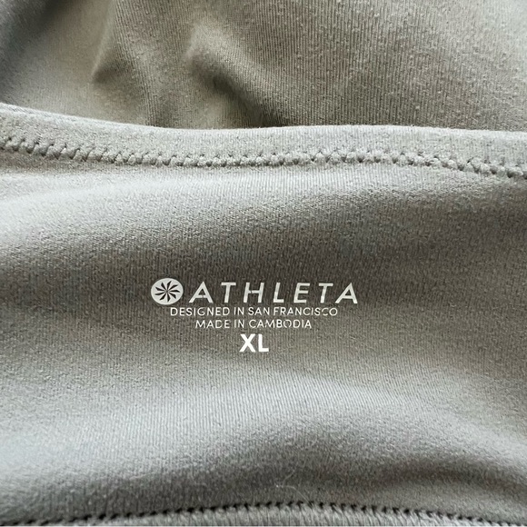 Athleta Gray Seamless Bra for Everyday Comfort - Picture 3 of 4